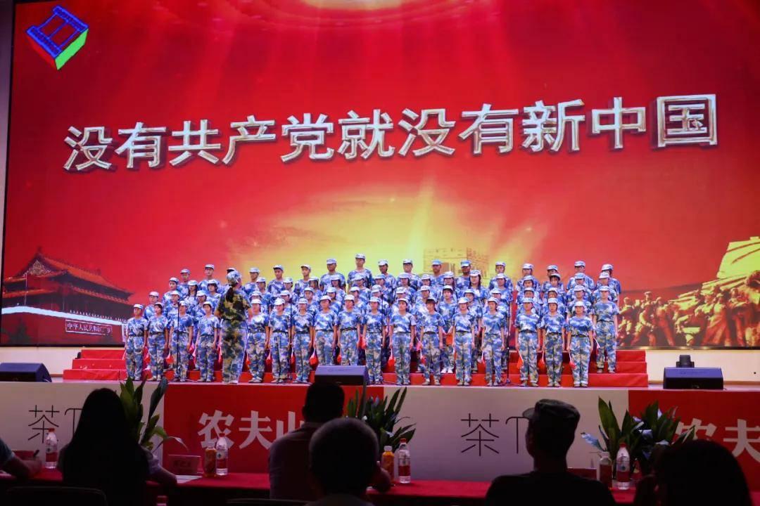卢伟冰：小米14系列全新上市